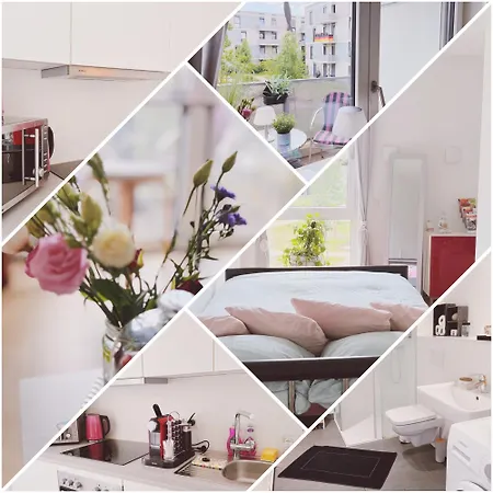 Aviator Am Airport Berlin Flughafen Ber Fahrstuhl Kueche שונפלד