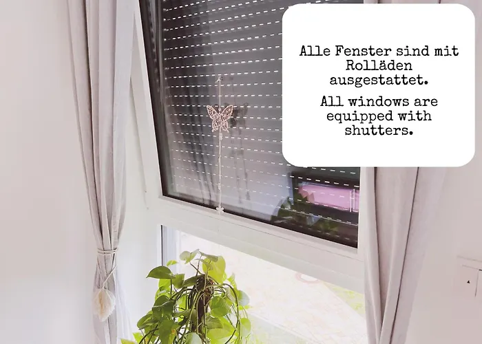 Aviator Am Airport Berlin Flughafen Ber Fahrstuhl Kueche * Schönefeld